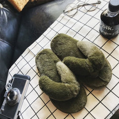 Designer Flip Flops Women Flat Slippers Women Indoor Home Slippers Ladies House Shoes Thick Fluff Warm Slipper Soft Cotton Shoes